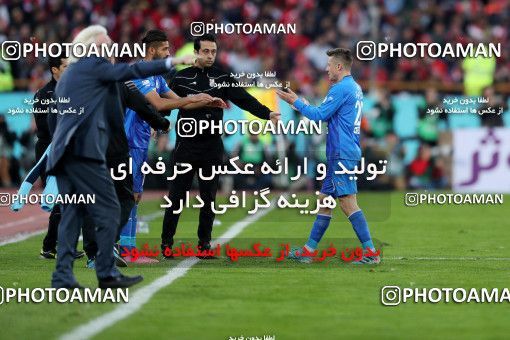 1021553, Tehran, Iran, لیگ برتر فوتبال ایران، Persian Gulf Cup، Week 25، Second Leg، Esteghlal 1 v 0 Persepolis on 2018/03/01 at Azadi Stadium
