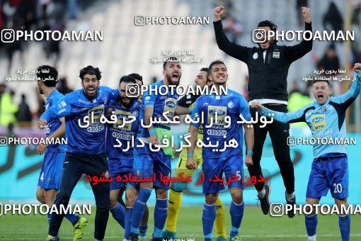 1020836, Tehran, Iran, لیگ برتر فوتبال ایران، Persian Gulf Cup، Week 25، Second Leg، Esteghlal 1 v 0 Persepolis on 2018/03/01 at Azadi Stadium