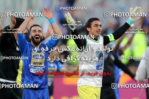 1020768, Tehran, Iran, لیگ برتر فوتبال ایران، Persian Gulf Cup، Week 25، Second Leg، Esteghlal 1 v 0 Persepolis on 2018/03/01 at Azadi Stadium