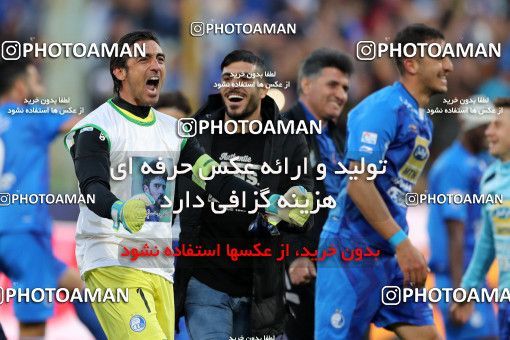 1021048, Tehran, Iran, لیگ برتر فوتبال ایران، Persian Gulf Cup، Week 25، Second Leg، Esteghlal 1 v 0 Persepolis on 2018/03/01 at Azadi Stadium