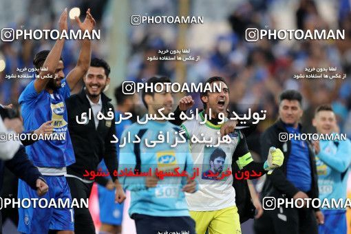 1021020, Tehran, Iran, لیگ برتر فوتبال ایران، Persian Gulf Cup، Week 25، Second Leg، Esteghlal 1 v 0 Persepolis on 2018/03/01 at Azadi Stadium