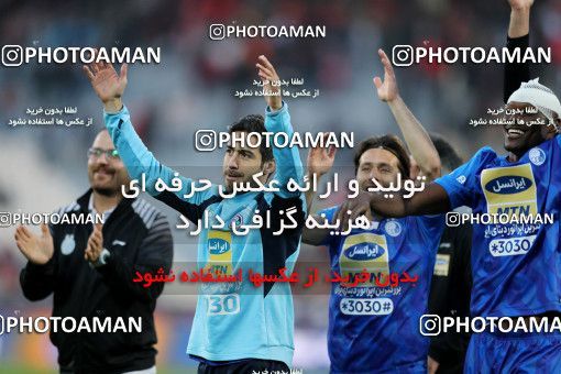 1021385, Tehran, Iran, لیگ برتر فوتبال ایران، Persian Gulf Cup، Week 25، Second Leg، Esteghlal 1 v 0 Persepolis on 2018/03/01 at Azadi Stadium