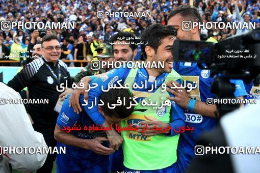 1021107, Tehran, Iran, لیگ برتر فوتبال ایران، Persian Gulf Cup، Week 25، Second Leg، Esteghlal 1 v 0 Persepolis on 2018/03/01 at Azadi Stadium