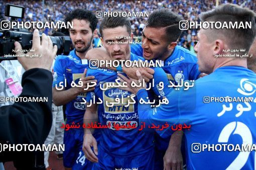 1021078, Tehran, Iran, لیگ برتر فوتبال ایران، Persian Gulf Cup، Week 25، Second Leg، Esteghlal 1 v 0 Persepolis on 2018/03/01 at Azadi Stadium