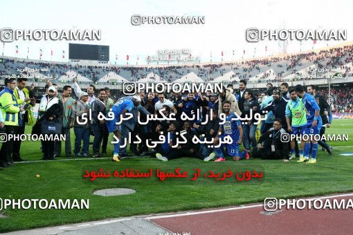 1021129, Tehran, Iran, لیگ برتر فوتبال ایران، Persian Gulf Cup، Week 25، Second Leg، Esteghlal 1 v 0 Persepolis on 2018/03/01 at Azadi Stadium