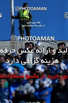 1019096, Tehran, Iran, لیگ برتر فوتبال ایران، Persian Gulf Cup، Week 25، Second Leg، Esteghlal 1 v 0 Persepolis on 2018/03/01 at Azadi Stadium