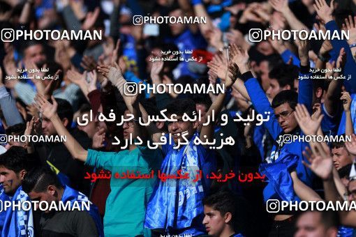1018254, Tehran, Iran, لیگ برتر فوتبال ایران، Persian Gulf Cup، Week 25، Second Leg، Esteghlal 1 v 0 Persepolis on 2018/03/01 at Azadi Stadium
