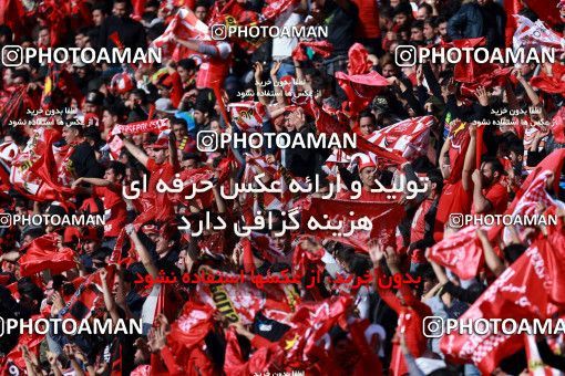 1018853, Tehran, Iran, لیگ برتر فوتبال ایران، Persian Gulf Cup، Week 25، Second Leg، Esteghlal 1 v 0 Persepolis on 2018/03/01 at Azadi Stadium