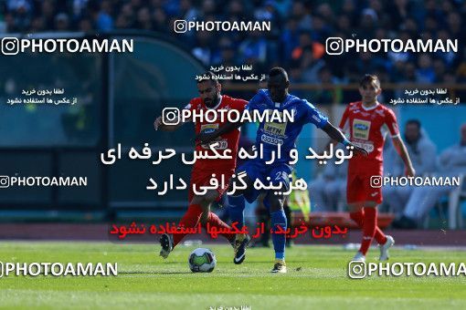 1019127, Tehran, Iran, لیگ برتر فوتبال ایران، Persian Gulf Cup، Week 25، Second Leg، Esteghlal 1 v 0 Persepolis on 2018/03/01 at Azadi Stadium