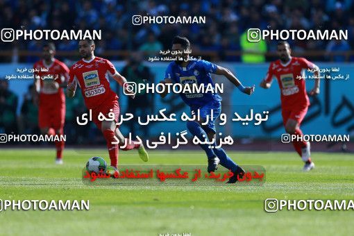 1018589, Tehran, Iran, لیگ برتر فوتبال ایران، Persian Gulf Cup، Week 25، Second Leg، Esteghlal 1 v 0 Persepolis on 2018/03/01 at Azadi Stadium