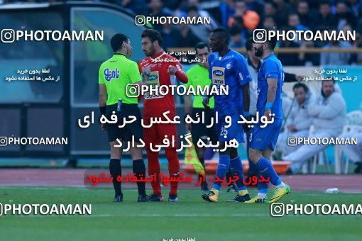 1018933, Tehran, Iran, لیگ برتر فوتبال ایران، Persian Gulf Cup، Week 25، Second Leg، Esteghlal 1 v 0 Persepolis on 2018/03/01 at Azadi Stadium
