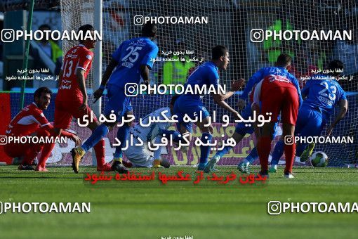 1018941, Tehran, Iran, لیگ برتر فوتبال ایران، Persian Gulf Cup، Week 25، Second Leg، Esteghlal 1 v 0 Persepolis on 2018/03/01 at Azadi Stadium