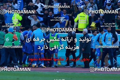 1018443, Tehran, Iran, لیگ برتر فوتبال ایران، Persian Gulf Cup، Week 25، Second Leg، Esteghlal 1 v 0 Persepolis on 2018/03/01 at Azadi Stadium