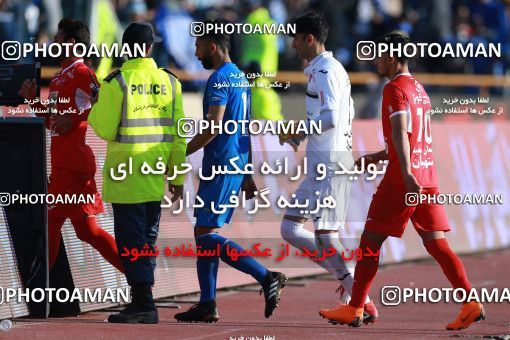 1018708, Tehran, Iran, لیگ برتر فوتبال ایران، Persian Gulf Cup، Week 25، Second Leg، Esteghlal 1 v 0 Persepolis on 2018/03/01 at Azadi Stadium