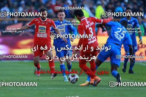 1018920, Tehran, Iran, لیگ برتر فوتبال ایران، Persian Gulf Cup، Week 25، Second Leg، Esteghlal 1 v 0 Persepolis on 2018/03/01 at Azadi Stadium