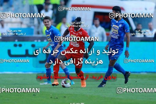 1018334, Tehran, Iran, لیگ برتر فوتبال ایران، Persian Gulf Cup، Week 25، Second Leg، Esteghlal 1 v 0 Persepolis on 2018/03/01 at Azadi Stadium