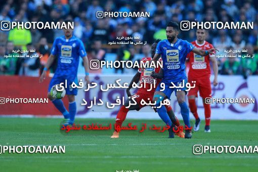 1018759, Tehran, Iran, لیگ برتر فوتبال ایران، Persian Gulf Cup، Week 25، Second Leg، Esteghlal 1 v 0 Persepolis on 2018/03/01 at Azadi Stadium