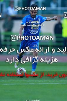1018805, Tehran, Iran, لیگ برتر فوتبال ایران، Persian Gulf Cup، Week 25، Second Leg، Esteghlal 1 v 0 Persepolis on 2018/03/01 at Azadi Stadium