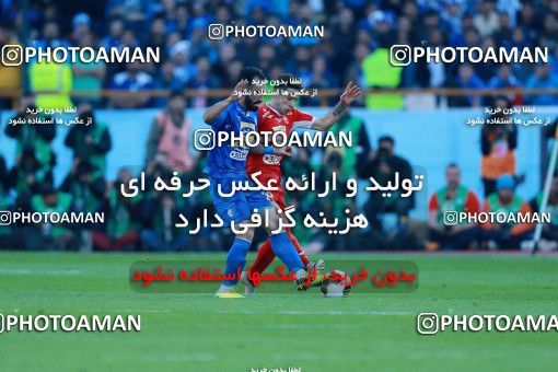 1018846, Tehran, Iran, لیگ برتر فوتبال ایران، Persian Gulf Cup، Week 25، Second Leg، Esteghlal 1 v 0 Persepolis on 2018/03/01 at Azadi Stadium