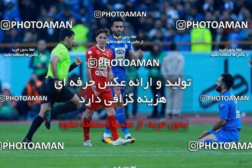 1018230, Tehran, Iran, لیگ برتر فوتبال ایران، Persian Gulf Cup، Week 25، Second Leg، Esteghlal 1 v 0 Persepolis on 2018/03/01 at Azadi Stadium