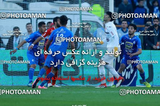 1018433, Tehran, Iran, لیگ برتر فوتبال ایران، Persian Gulf Cup، Week 25، Second Leg، Esteghlal 1 v 0 Persepolis on 2018/03/01 at Azadi Stadium