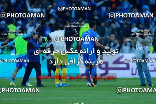 1018541, Tehran, Iran, لیگ برتر فوتبال ایران، Persian Gulf Cup، Week 25، Second Leg، Esteghlal 1 v 0 Persepolis on 2018/03/01 at Azadi Stadium