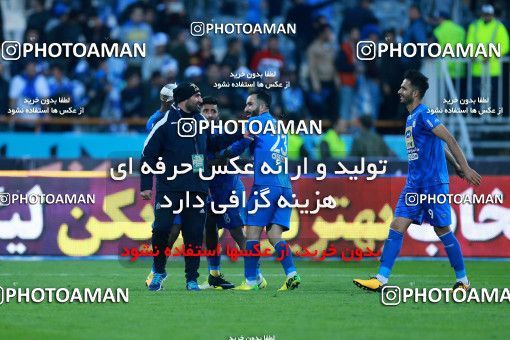 1018927, Tehran, Iran, لیگ برتر فوتبال ایران، Persian Gulf Cup، Week 25، Second Leg، Esteghlal 1 v 0 Persepolis on 2018/03/01 at Azadi Stadium