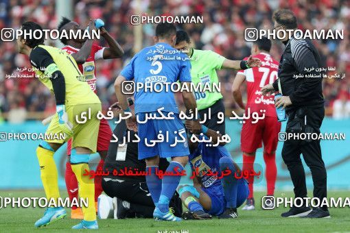 1141148, Tehran, Iran, لیگ برتر فوتبال ایران، Persian Gulf Cup، Week 25، Second Leg، Esteghlal 1 v 0 Persepolis on 2018/03/01 at Azadi Stadium