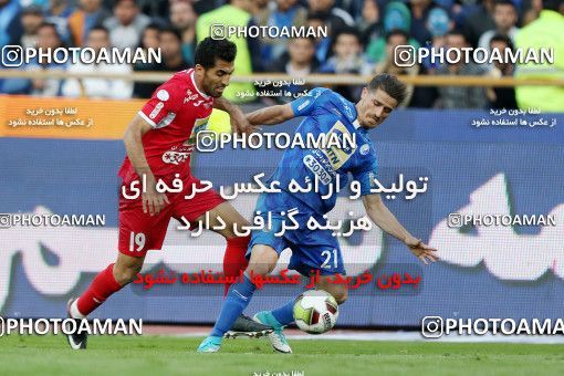 1140949, Tehran, Iran, لیگ برتر فوتبال ایران، Persian Gulf Cup، Week 25، Second Leg، Esteghlal 1 v 0 Persepolis on 2018/03/01 at Azadi Stadium