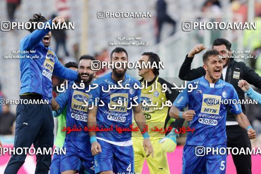 1140829, Tehran, Iran, لیگ برتر فوتبال ایران، Persian Gulf Cup، Week 25، Second Leg، Esteghlal 1 v 0 Persepolis on 2018/03/01 at Azadi Stadium
