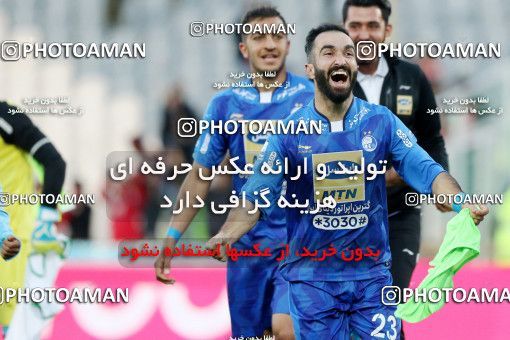 1141026, Tehran, Iran, لیگ برتر فوتبال ایران، Persian Gulf Cup، Week 25، Second Leg، Esteghlal 1 v 0 Persepolis on 2018/03/01 at Azadi Stadium