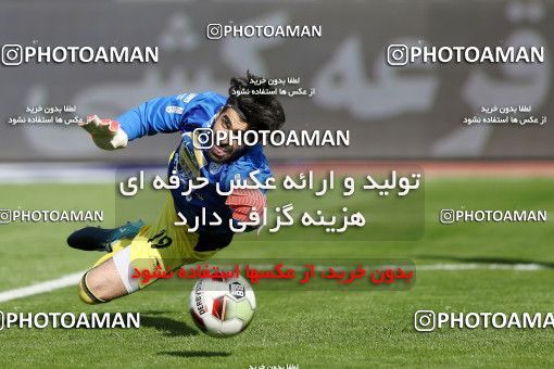 1141218, Tehran, Iran, لیگ برتر فوتبال ایران، Persian Gulf Cup، Week 25، Second Leg، Esteghlal 1 v 0 Persepolis on 2018/03/01 at Azadi Stadium