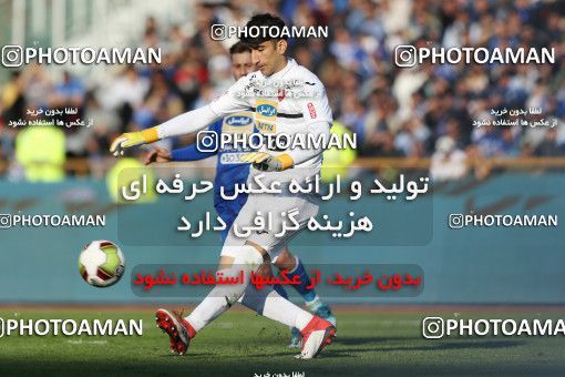1140695, Tehran, Iran, لیگ برتر فوتبال ایران، Persian Gulf Cup، Week 25، Second Leg، Esteghlal 1 v 0 Persepolis on 2018/03/01 at Azadi Stadium