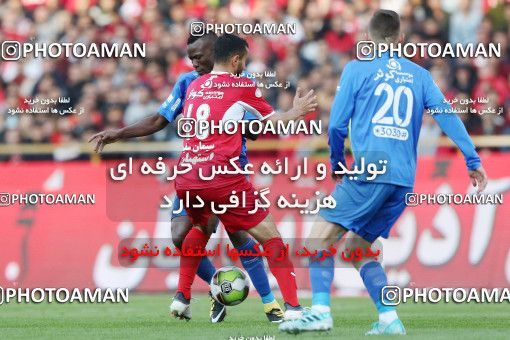 1140808, Tehran, Iran, لیگ برتر فوتبال ایران، Persian Gulf Cup، Week 25، Second Leg، Esteghlal 1 v 0 Persepolis on 2018/03/01 at Azadi Stadium