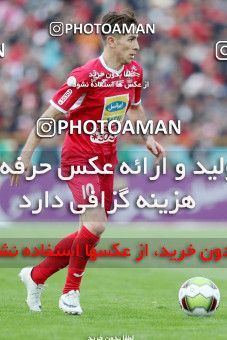 1141133, Tehran, Iran, لیگ برتر فوتبال ایران، Persian Gulf Cup، Week 25، Second Leg، Esteghlal 1 v 0 Persepolis on 2018/03/01 at Azadi Stadium