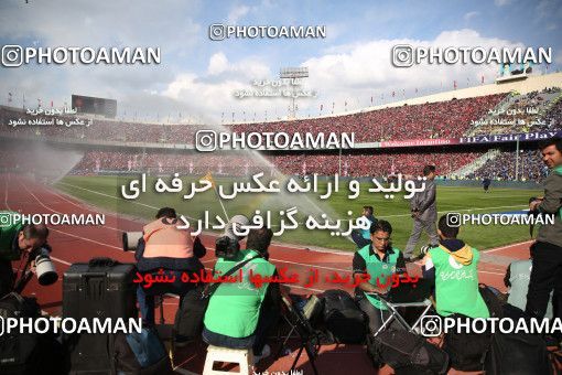1140635, Tehran, Iran, لیگ برتر فوتبال ایران، Persian Gulf Cup، Week 25، Second Leg، Esteghlal 1 v 0 Persepolis on 2018/03/01 at Azadi Stadium