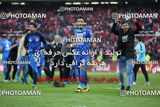 1140967, Tehran, Iran, لیگ برتر فوتبال ایران، Persian Gulf Cup، Week 25، Second Leg، Esteghlal 1 v 0 Persepolis on 2018/03/01 at Azadi Stadium