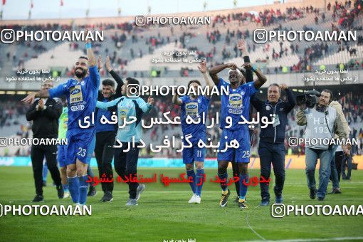 1141150, Tehran, Iran, لیگ برتر فوتبال ایران، Persian Gulf Cup، Week 25، Second Leg، Esteghlal 1 v 0 Persepolis on 2018/03/01 at Azadi Stadium