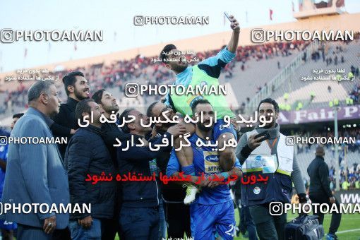 1141186, Tehran, Iran, لیگ برتر فوتبال ایران، Persian Gulf Cup، Week 25، Second Leg، Esteghlal 1 v 0 Persepolis on 2018/03/01 at Azadi Stadium