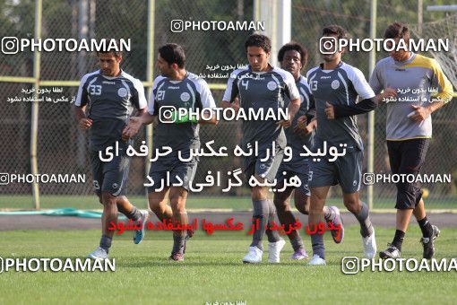 1028396, Tehran, , Persepolis Football Team Training Session on 2011/08/03 at Derafshifar Stadium