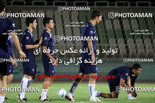 1028416, Tehran, , Esteghlal Football Team Training Session on 2011/08/05 at Shahid Dastgerdi Stadium
