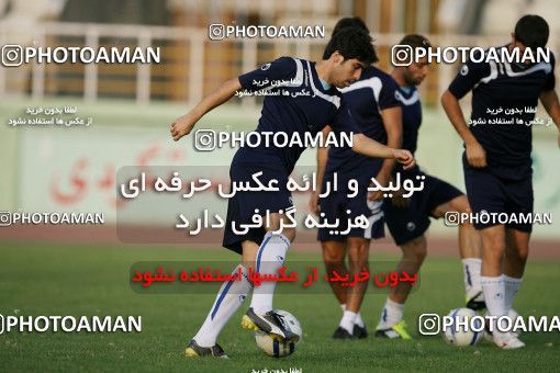 1028503, Tehran, , Esteghlal Football Team Training Session on 2011/08/06 at Shahid Dastgerdi Stadium