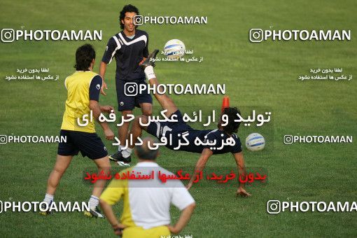 1028481, Tehran, , Esteghlal Football Team Training Session on 2011/08/06 at Shahid Dastgerdi Stadium