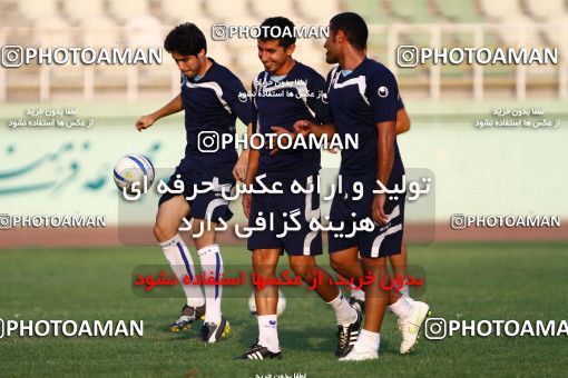 1028580, Tehran, , Esteghlal Football Team Training Session on 2011/08/06 at Shahid Dastgerdi Stadium