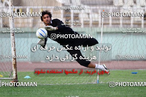 1028607, Tehran, , Esteghlal Football Team Training Session on 2011/08/06 at Shahid Dastgerdi Stadium