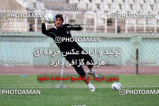 1028645, Tehran, , Esteghlal Football Team Training Session on 2011/08/06 at Shahid Dastgerdi Stadium