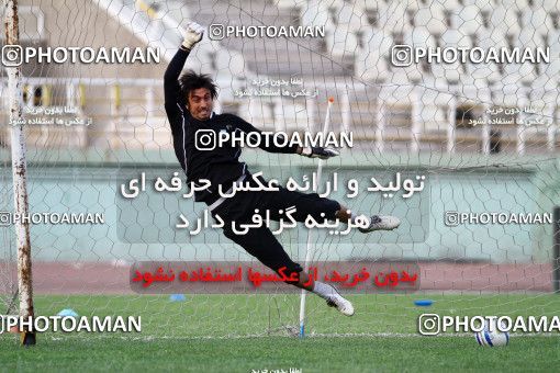 1028652, Tehran, , Esteghlal Football Team Training Session on 2011/08/06 at Shahid Dastgerdi Stadium