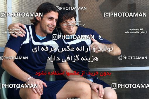 1028578, Tehran, , Esteghlal Football Team Training Session on 2011/08/06 at Shahid Dastgerdi Stadium