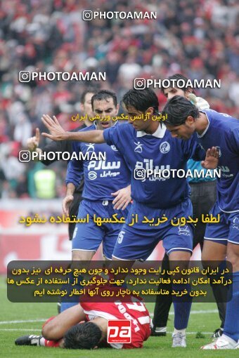 1931005, Tehran, Iran, لیگ برتر فوتبال ایران، Persian Gulf Cup، Week 10، First Leg، 2005/11/05، Esteghlal 1 - 0 Persepolis