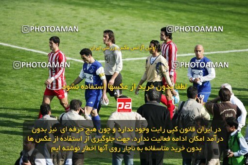 2000977, Tehran, Iran, لیگ برتر فوتبال ایران، Persian Gulf Cup، Week 8، First Leg، Persepolis 2 v 1 Esteghlal on 2006/11/03 at Azadi Stadium